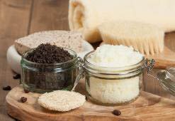 Zelfgemaakte Lichaamsscrub - Het Beste Recept voor een Zijdezachte Huid [DIY]